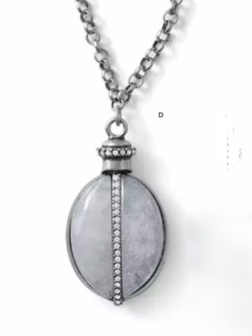 Lia Sophia crystal necklace